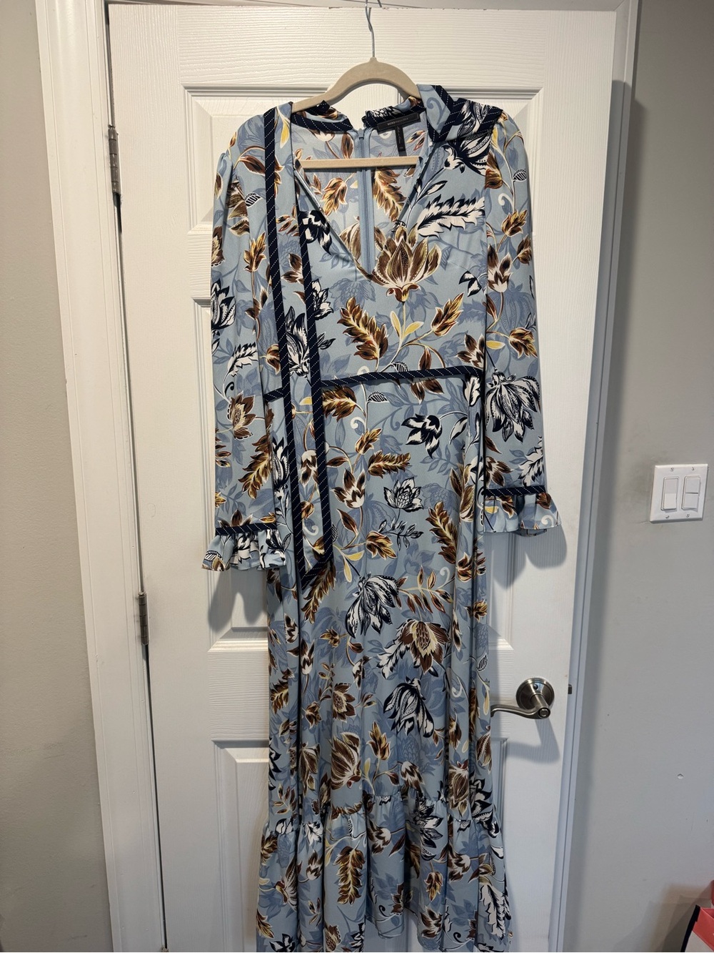 BCBGMaxAzria Light Blue Floral Tie-Waist Maxi Dress